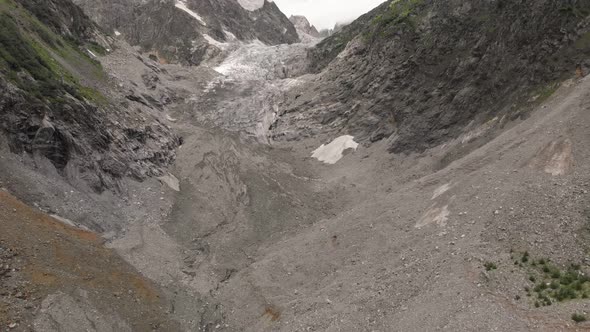 Trekking in Ushguli to Glacier Shkhara in Caucasus Mountains