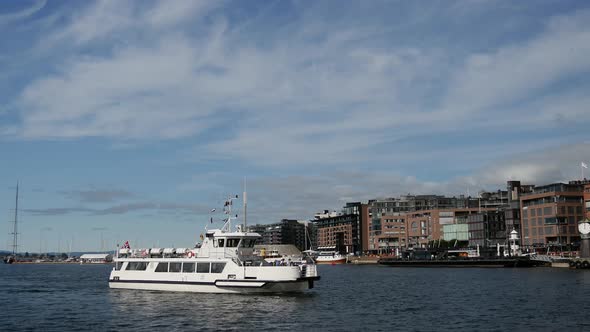 Ferry arriving in the harbor of Oslo 