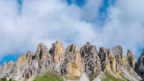 Time Lapse of Dolomites Italy, Pizes de Cir Ridge