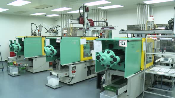 Machines in a large manufacturing facility
