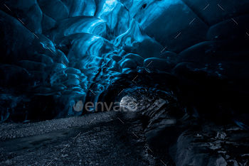 Inside a glacier ice cave in Iceland / Photodune, Misc