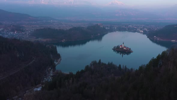 Bled Lake and Marijinega Vnebovzetja Church