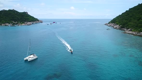 Aerial view of 2 boats at Nang Yuan in Koh Tao, Thailand