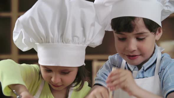 Mixing Ingredients  alt