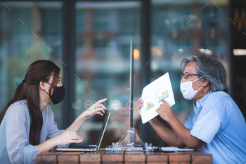 Social distance office and protecting health of workers. business person in protective masks / Photodune, Misc