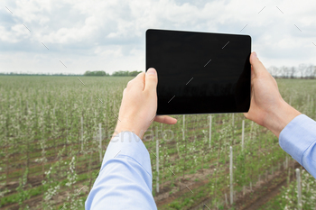 Smart agriculture and modern, mobile technology in farming