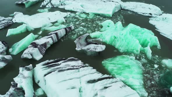 footage of glacial valley, melting glaciers