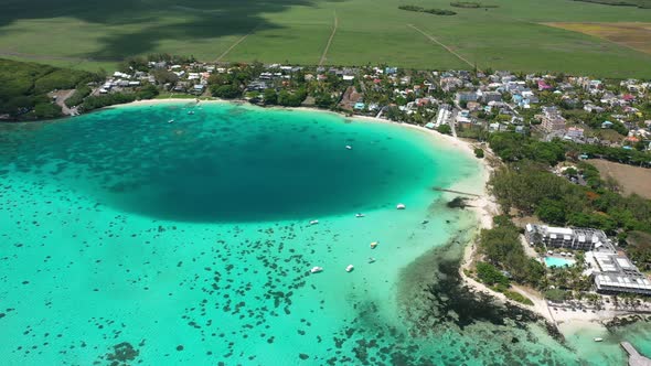 A Bird's-eye View of the Beautiful Coral Reef of Mauritius.amazing Coral Reef and Blue Lagoon 