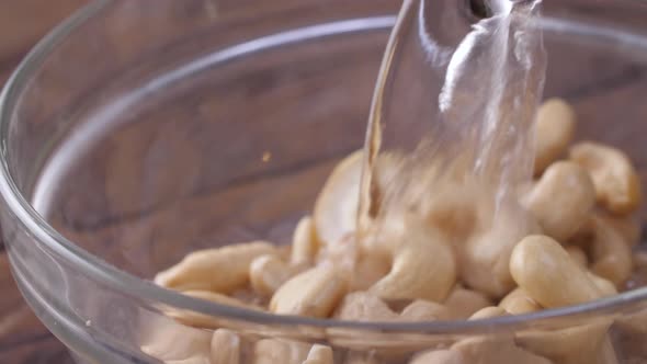 Soaking Raw Cashews