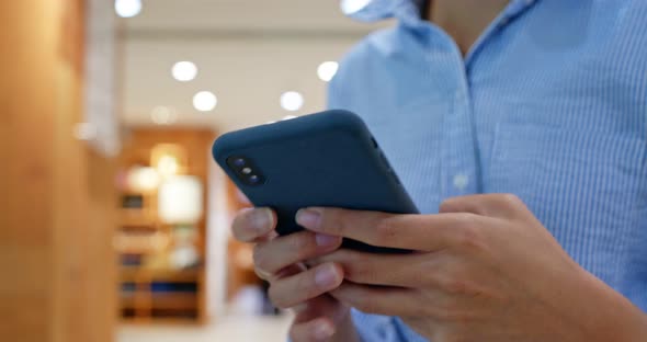 Close up of woman use of mobile phone