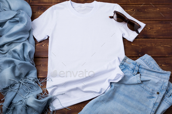 Placeit – Women T-shirt mockup with turquoise scarf and sunglasses / Photodune, Misc