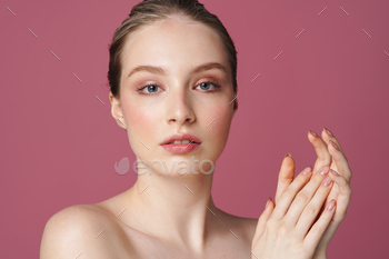 Portrait of beautiful young woman isolated / Photodune, Misc
