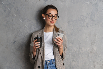 Attractive confident young woman in basic jacket / Photodune, Misc