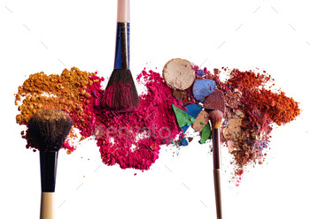Broken scattered mix of eye shadows with make-up brush / Photodune, Misc