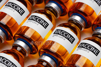 Pile of vials of Sars-cov-2 vaccine close up / Photodune, Misc