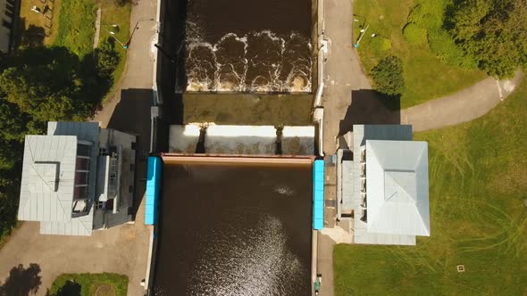 Gateway on the River. Sluice Gates