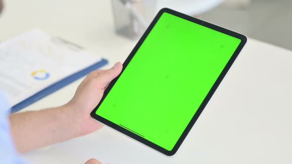 Using Digital Tablet with Green Chroma Screen