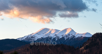Majestic sunset in the mountains / Photodune, Misc