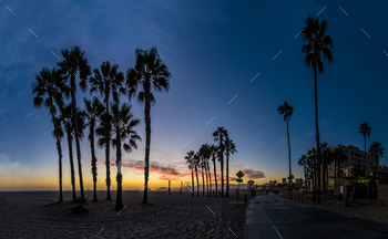 Santa Monica pier at sunset / Photodune, Misc