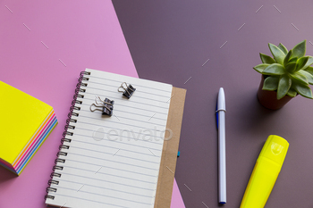 Notepad, pen and plants office desk / Photodune, Misc