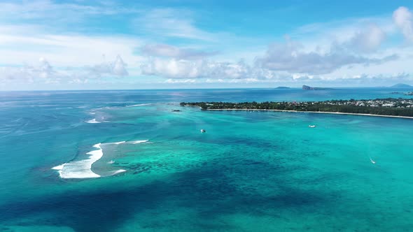 Mauritius, Beaches at the Indian Ocean near Trou-aux-Biches
