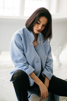 若いエレガントな女性のファッションの肖像画 / Photodune, Misc