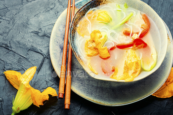 Rice noodle soup with pumpkin flowers / Photodune, Misc