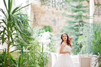 Portrait of beautiful sensual young bride / Photodune, Misc