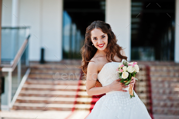 Portrait of beautiful sensual young bride / Photodune, Misc