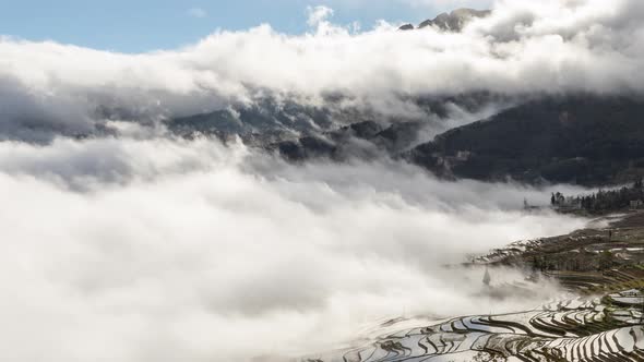 Time lapse of the morning fog at the terraced rice fields in Yuanyang China