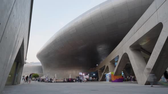 Seoul Dongdaemun Design Plaza Crowd