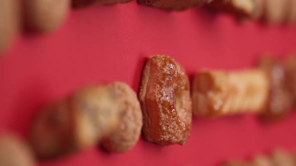 Vertical video, A pattern of different cookies laid out on a red background