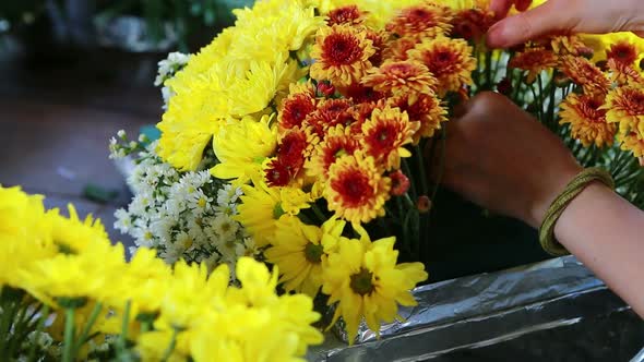 Flower Bouquet Preparing