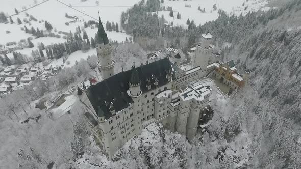 Aerial View Of Neuschwanstein flying around the castle poi