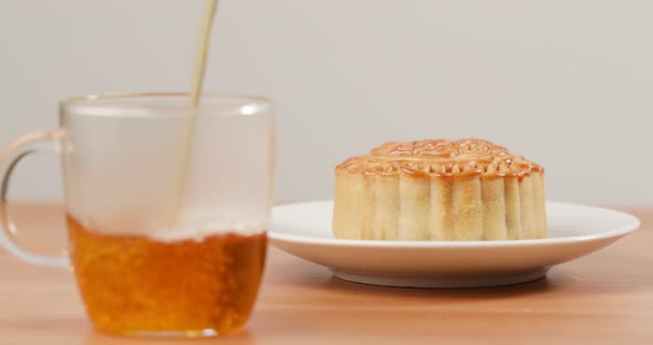 Chinese tea and moon cake for mid autumn festival