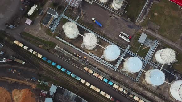 Moving over fuel petrol tanks