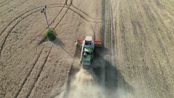 Combine harvester