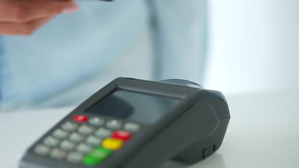 Contactless Payment with Smartphone