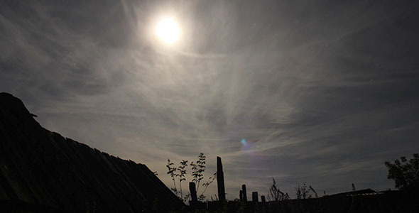 Moon And Clouds At Night Sky Timelapse 2 alt