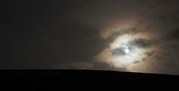 Moon And Clouds At Night Sky Timelapse 4 alt