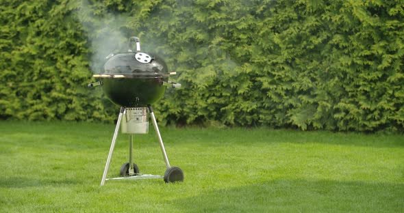 Garden Charcoal Grill 