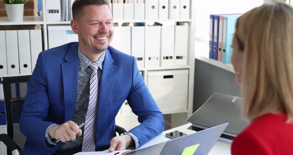 Joyful Young Business People Chatting in Office  Movie