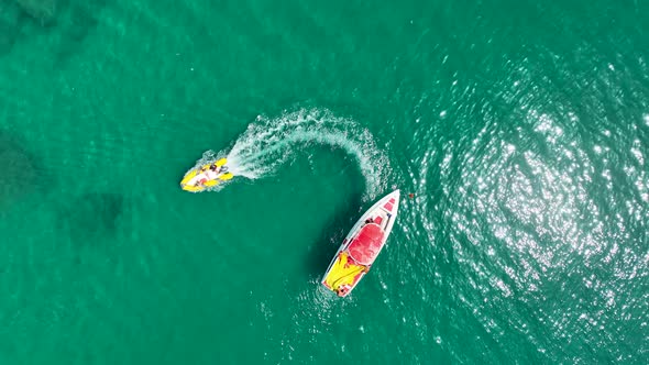 Parasailing aerial view Turkey Alanya 4 K