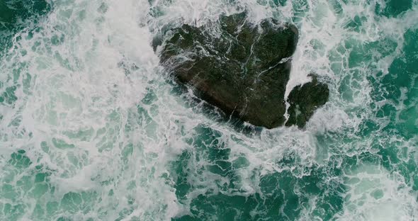 Stormy Waves on the Reef