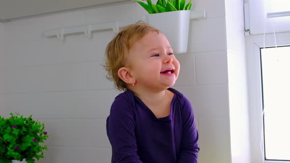 Baby Laughs Smile at Home