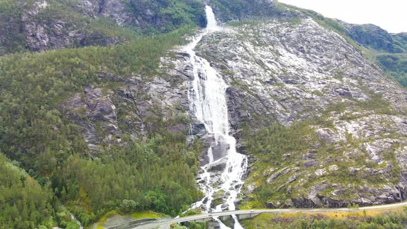 Langfoss (Langfossen) - the fifth highest waterfall in Norway