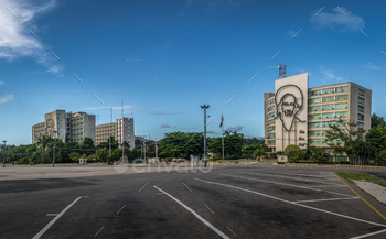 ana,  Cuba