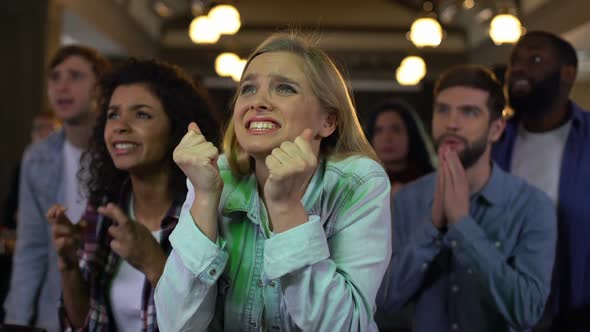 Concentrated Team Supporters Cheering for Goal, Sport Fans Entertainment, Joy