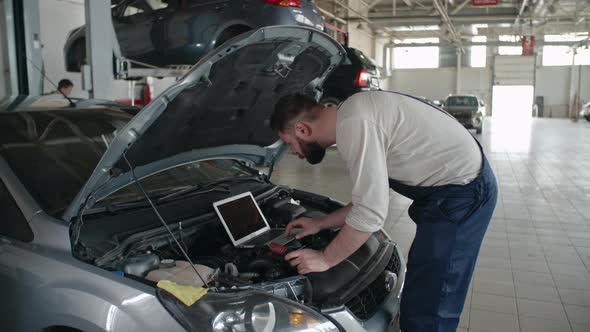 Expertizing Car Engine Problem alt