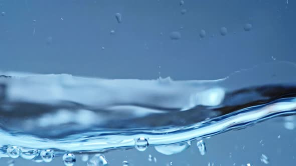 Pure Water (4K)